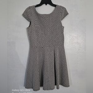 Elegant Black and White Patterned Dress